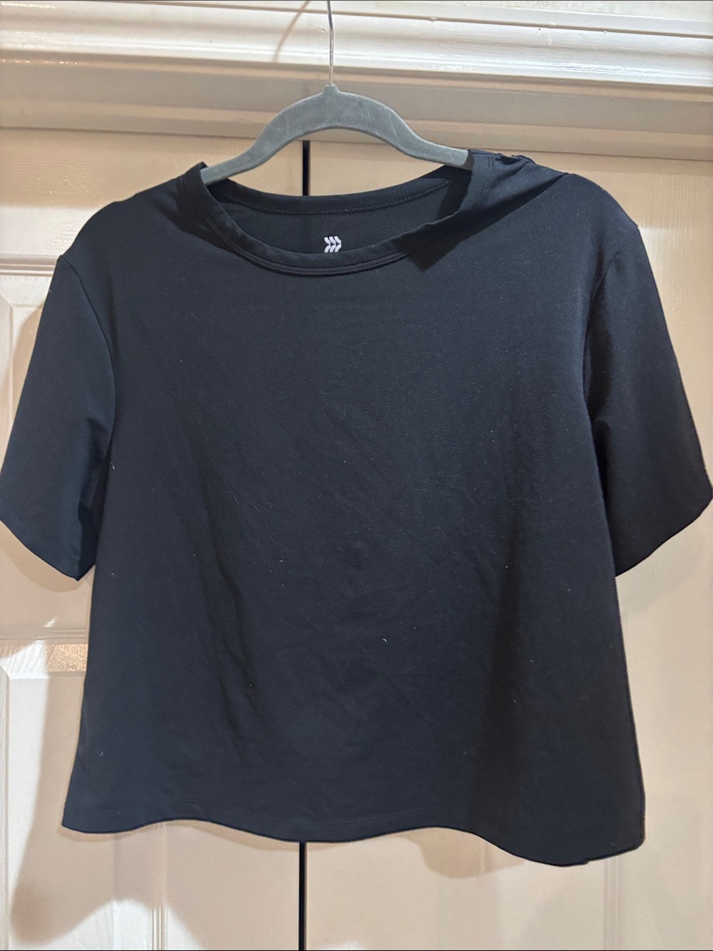 all in motion Black Short-Sleeve Boxy Tee